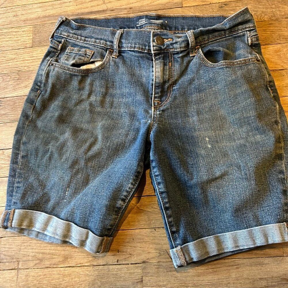 Old Navy denim Jean shorts fitted size 4